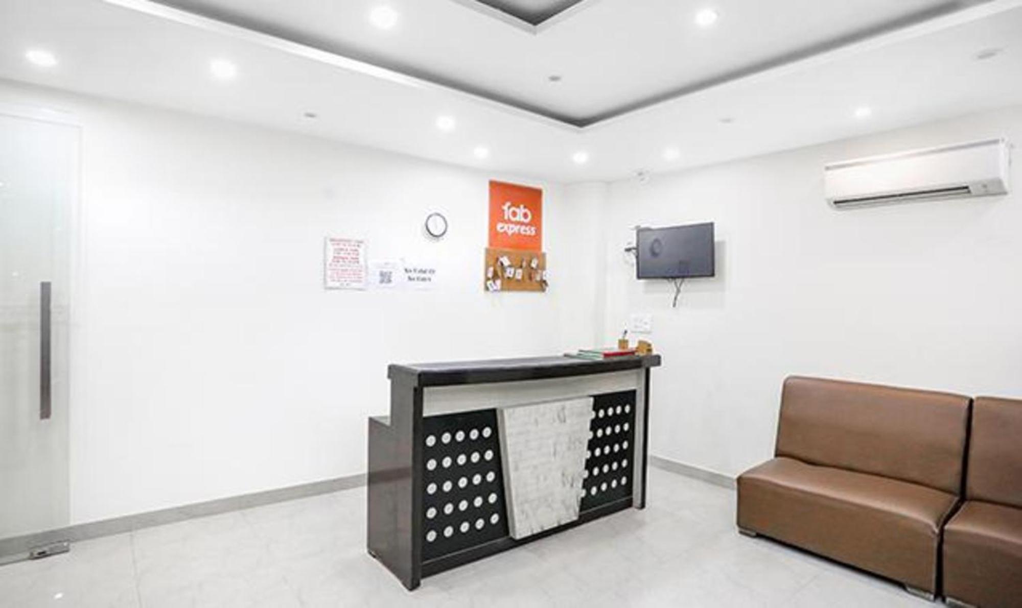 Fabhotel Royal Stay I Greater Noida Exterior foto